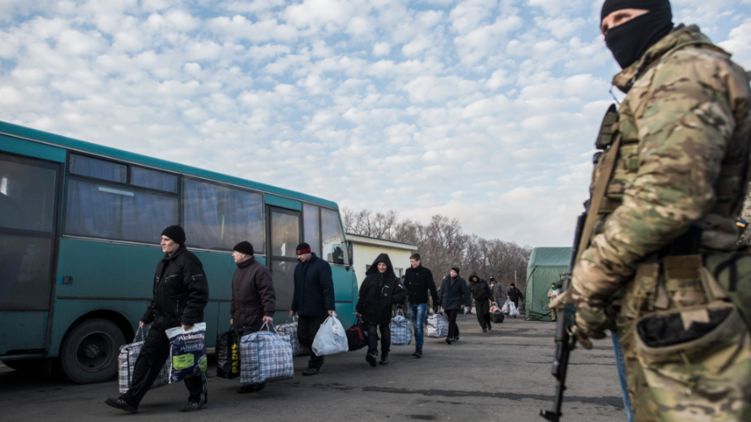 Пленные из Украины едут в