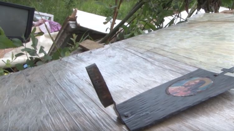 После погрома в ромском лагере. Фото Нацполиции