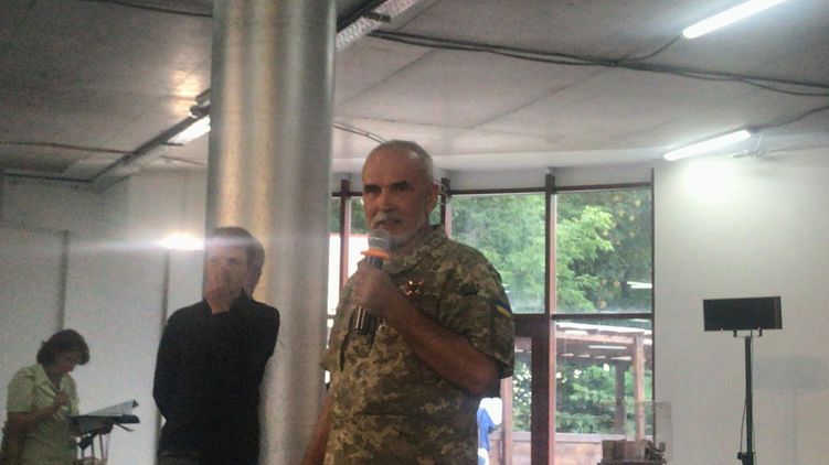 Человек, признавшийся в доставке