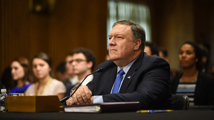 Госсекретарь Майк Помпео вместо деталей о встрече Трампа и Путина сделал заявление о Крыме, в котором ничего нового не прозвучало. Фото: Politico