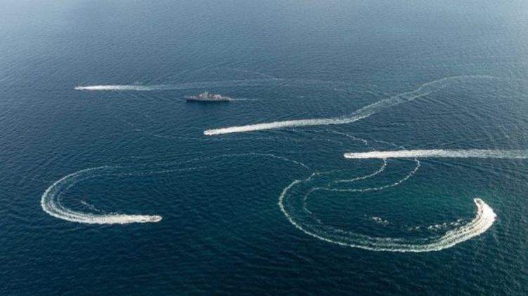 Военное положение из-за задержания кораблей в Азовском море ввергнет Украину в острый экономический кризис, фото: navy.mil.gov.ua