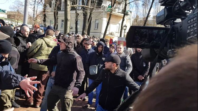ПеТушки на