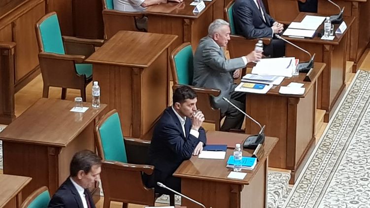 В суд сегодня на 10 минут зашел Владимир Зеленский. Фото