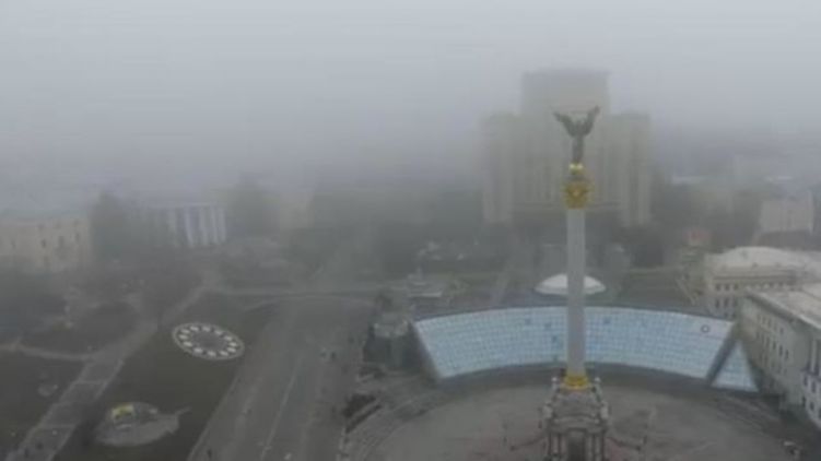 Смог в Киеве. В столице сохраняются проблемы с загрязненностью воздуха. Фото: скриншот видео Апострофа