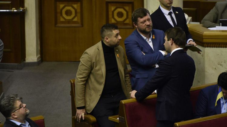 Лидеры