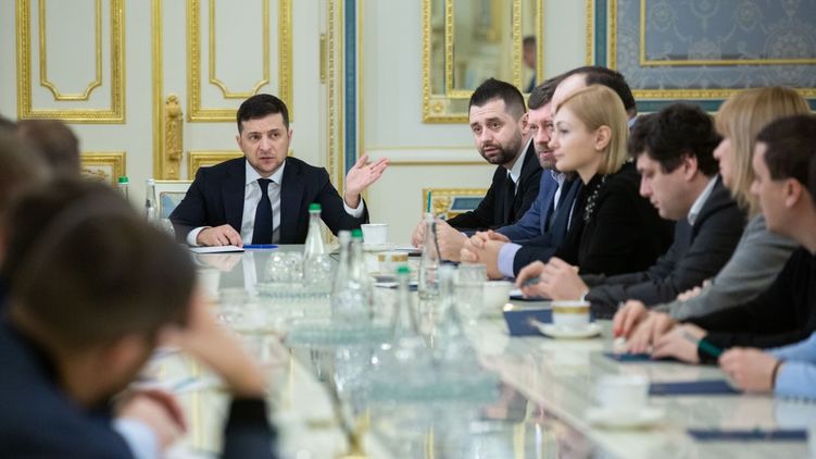 Президент позвал руководство фракции