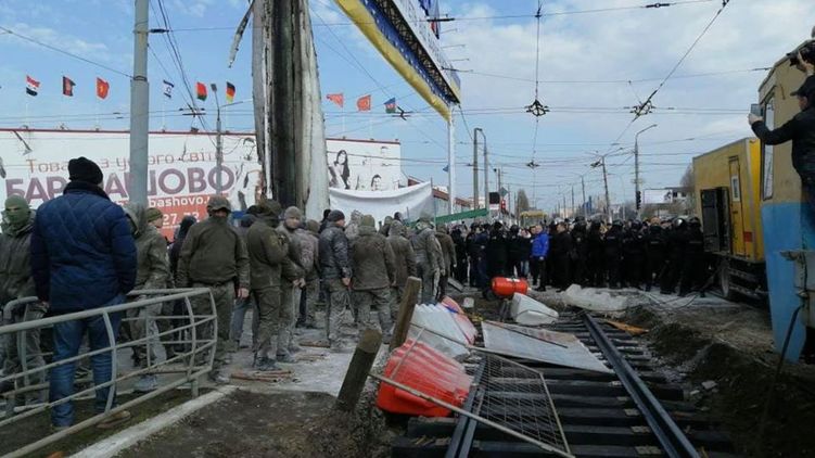 Конфликт на рынке
