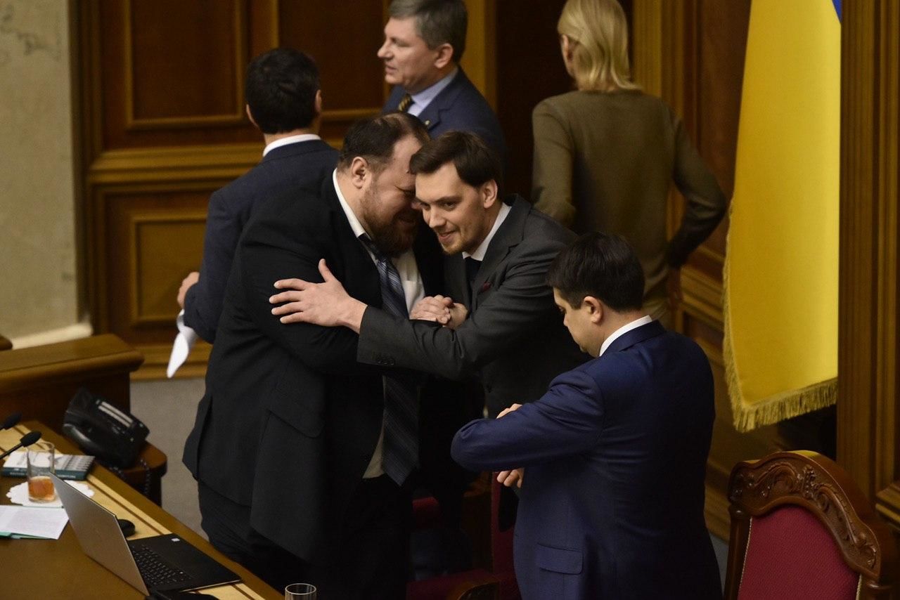 Половина Кабмина Гончарука оказались кандидатами на вылет. Фото:
