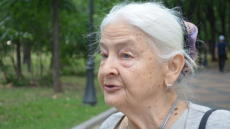 Мама Олеся Бузины, Валентина Павловна, дала интервью