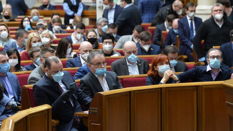 Парламент пошел на урезание своих прав ради