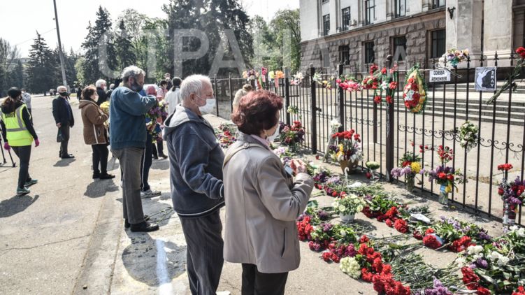 Онлайн-хроника годовщины трагедии в Доме профсоюзов. Фото