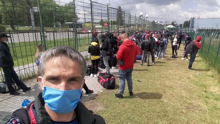 Большинство заробитчан выбирает для пути в Польшу пеший переход