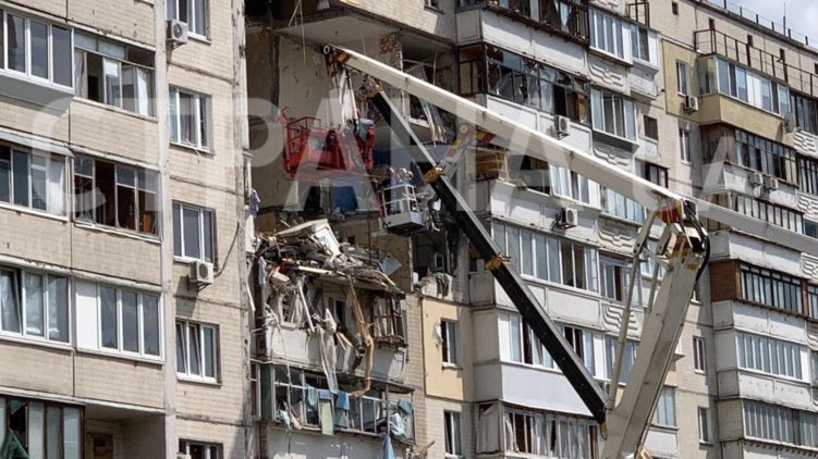 Взрыв дома в Киеве. Фото