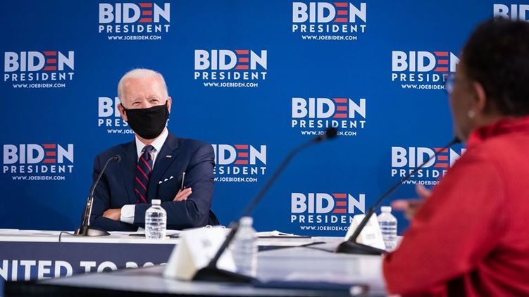 Если Байден станет президентом США, контроль Вашингтона над Киевом может еще усилиться
