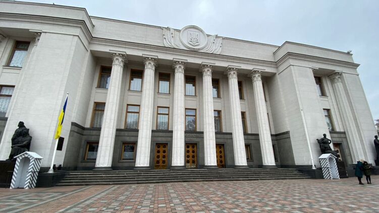 В Раде заявили, что новый локдаун могут утвердить до конца недели. Фото