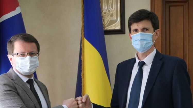Добромильский (справа) был замом губернатора Полоскова (слева), а теперь временно занял его кресло