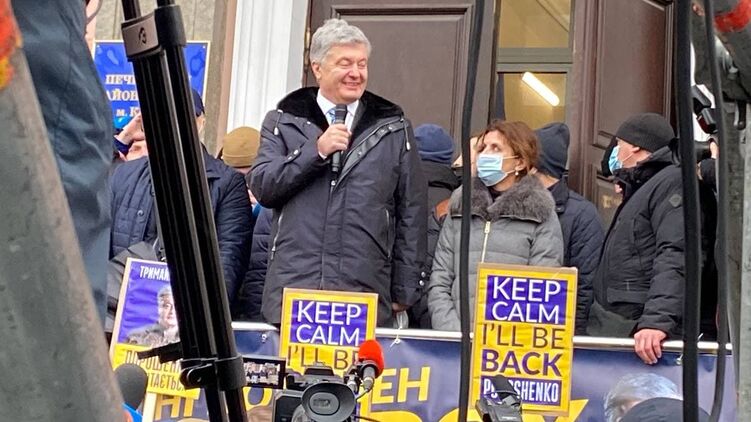 Суд над Порошенко в Печерском суде Киева. Фото