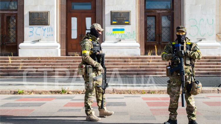 Украинские военные в освобожденном Херсоне. Фото: