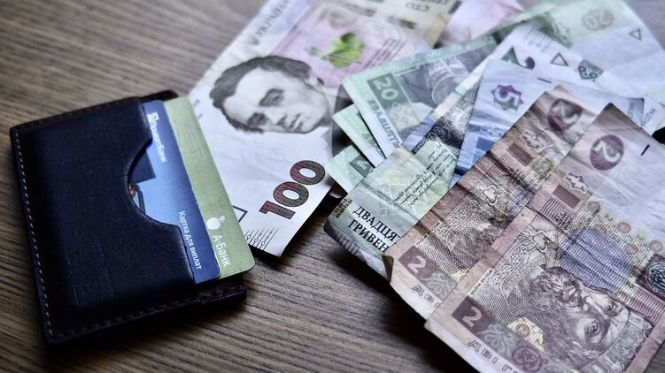 На днях Рада приняла закон об обмене финансовой информацией между странами. Фото:
