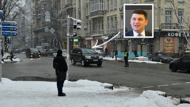 Премьер-министр Владимир Гройсман ездит на джипе Toyota, фото: Аркадий Манн,
