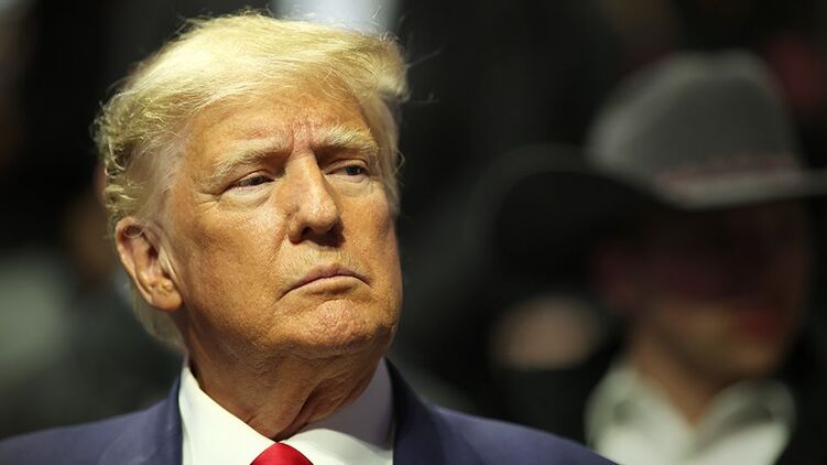 Против Трампа пачками открывают дела, но это, считают эксперты, не помешает ему баллотироваться в президенты