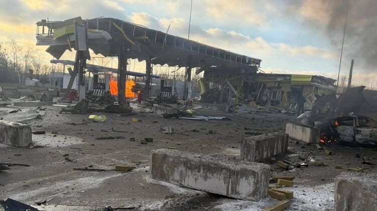 АЗС под Краматорском после прилета