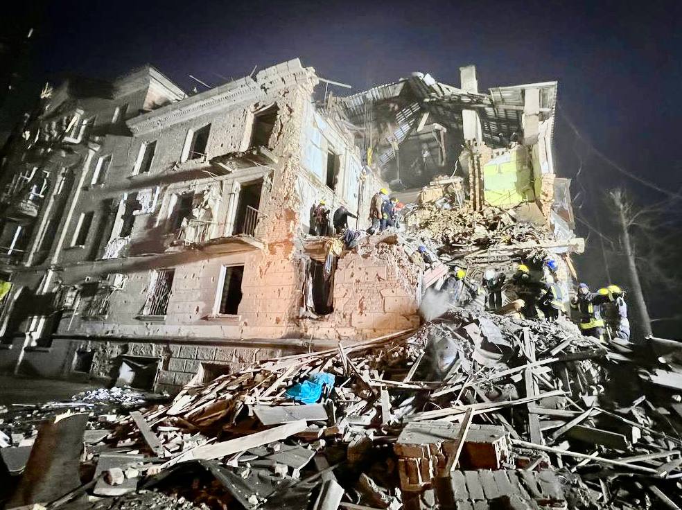 прилет в жилой дом